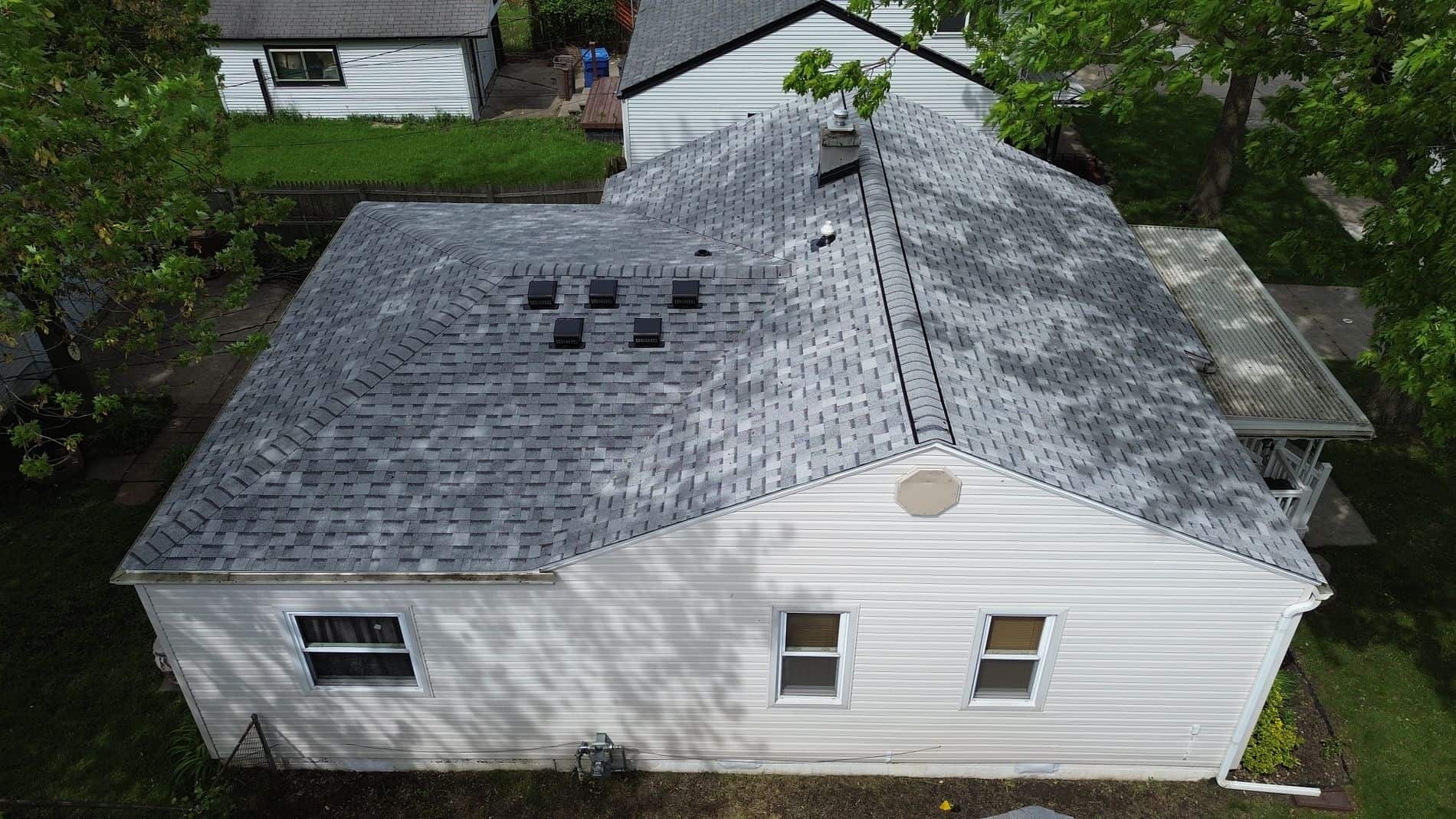 A roof replacement on Essex Avenue in Warren.